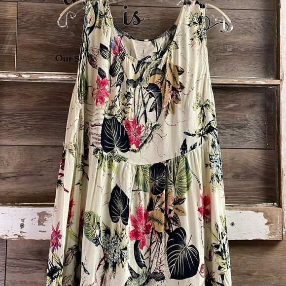 Women’s Floral Sleeveless Flowy Maxi Dress Size 4XL (Runs very small) Cream - Picture 4 of 8